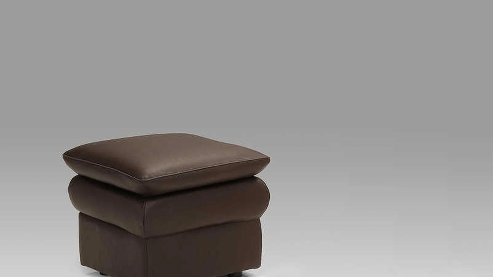 Pouf Oslo in pelle di Tancredi salotti