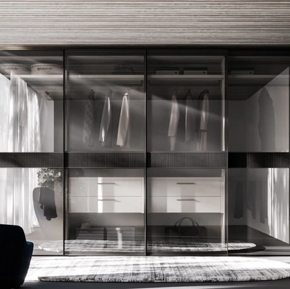 Armadio ad ante scorrevoli Night 33 in vetro bronzato e melaminico Carbone Rigato di Orme