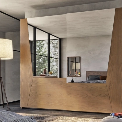 Armadio Nova Luna in legno di frassino con specchi di Imba Srl