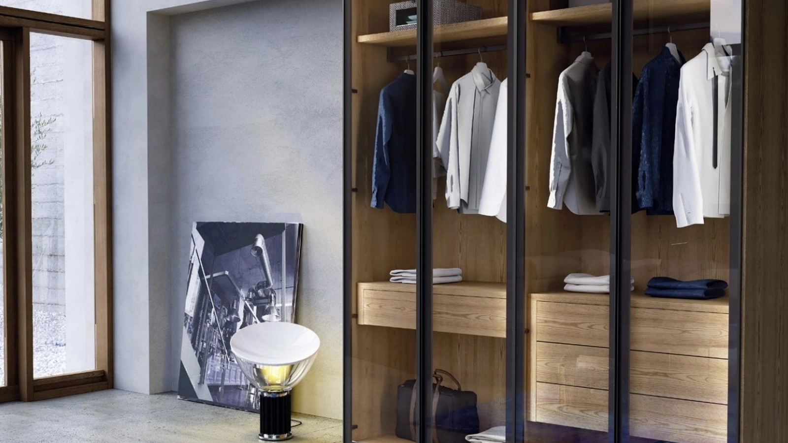 Armadio Nova Show finiture Argilla e Metal Black con ante in vetro di Imba Srl