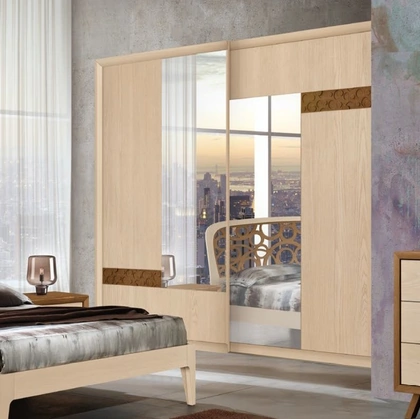 Armadio Trend Style TR2581 in Frassino con formelle in legno e specchi centrali di Imba Srl