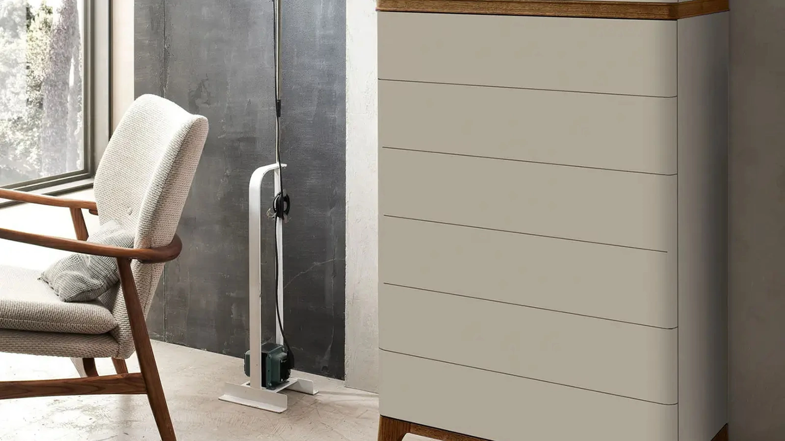 Cassettiera moderna in laccato opaco Atha di Le Fablier