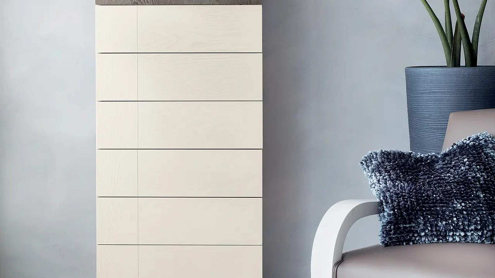 Cassettiera Aneto in legno laccato di Le Fablier