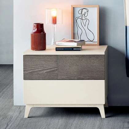 Comodino Citronella in legno laccato di Le Fablier