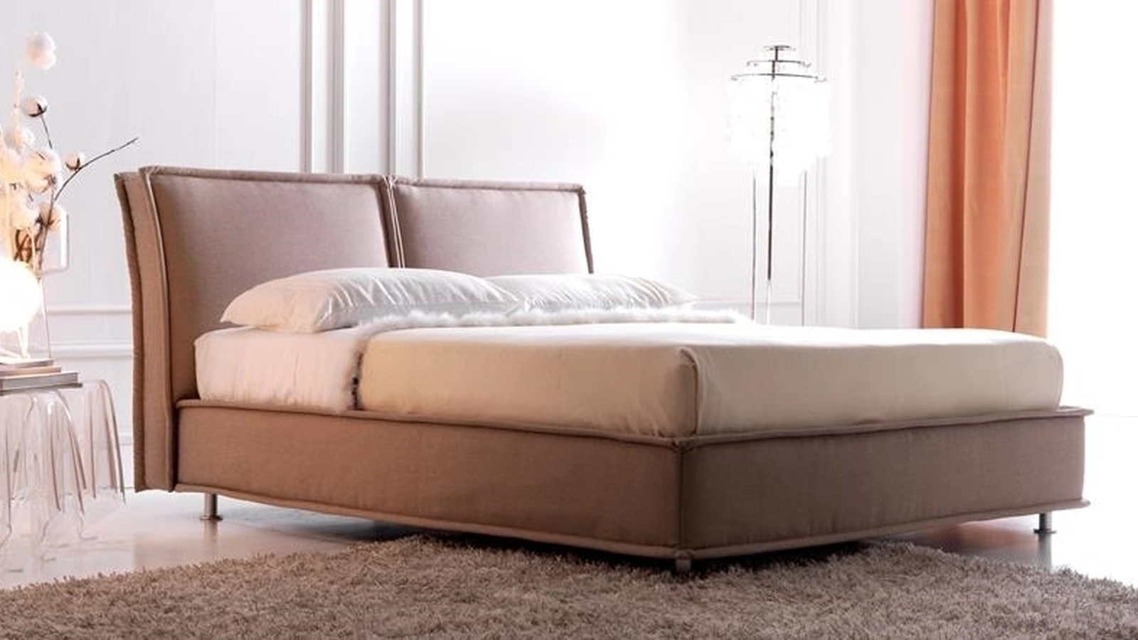 Letto imbottito con testiera Bordò di Hoppla