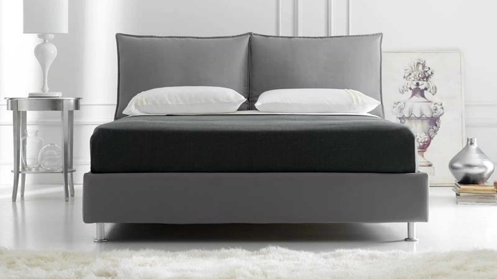 Letto con testiera in tessuto con piedini in metallo Aria di Hoppla