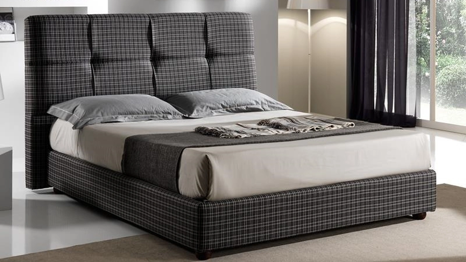 Letto in tessuto con testiera imbottita e trapuntata Palladio di Hoppla