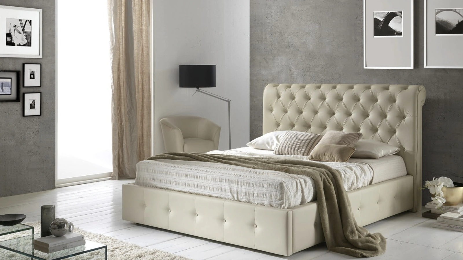 Letto classico in ecopelle trapuntata con testiera Peninsula di Imba Srl