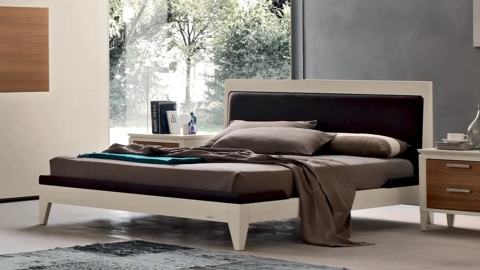 Letto Ligustro con testiera in ecopelle di Le Fablier