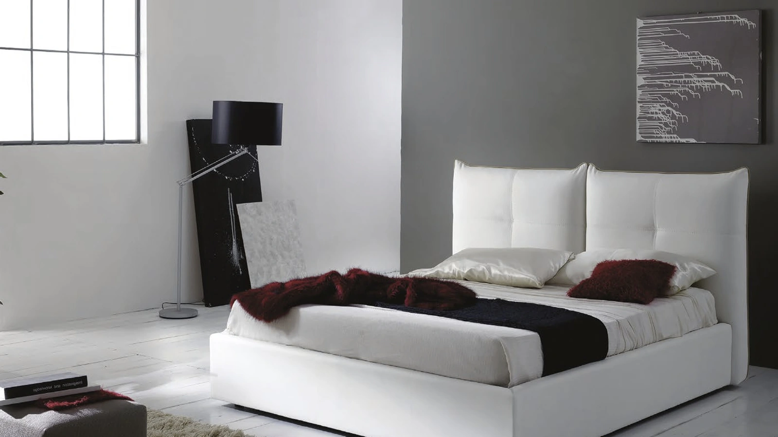 Letto in ecopelle Bianca imbottito con testiera e box contenitore Monica di Imba Srl