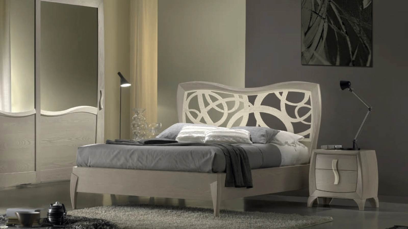 Letto in legno con testiera sagomata e traforata Moon Project IM8567 di Imba Srl