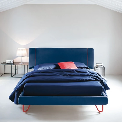 Letto in tessuto Hug Two di Noctis