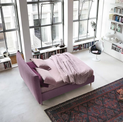 Letto moderno in tessuto imbottito Osaka di Noctis