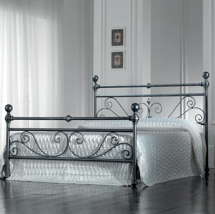 Letto in ferro battuto finitura Nero Argento con testiera Nonna di Florentiabed