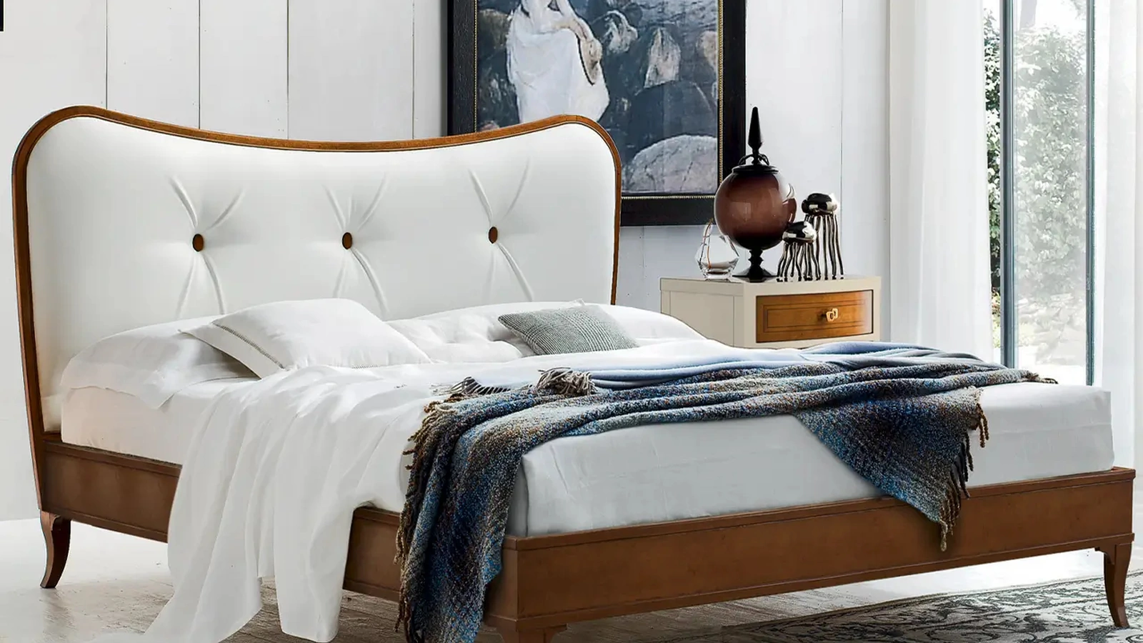 Letto classico con testiera imbottita in ecopelle Nuvola di Le Fablier