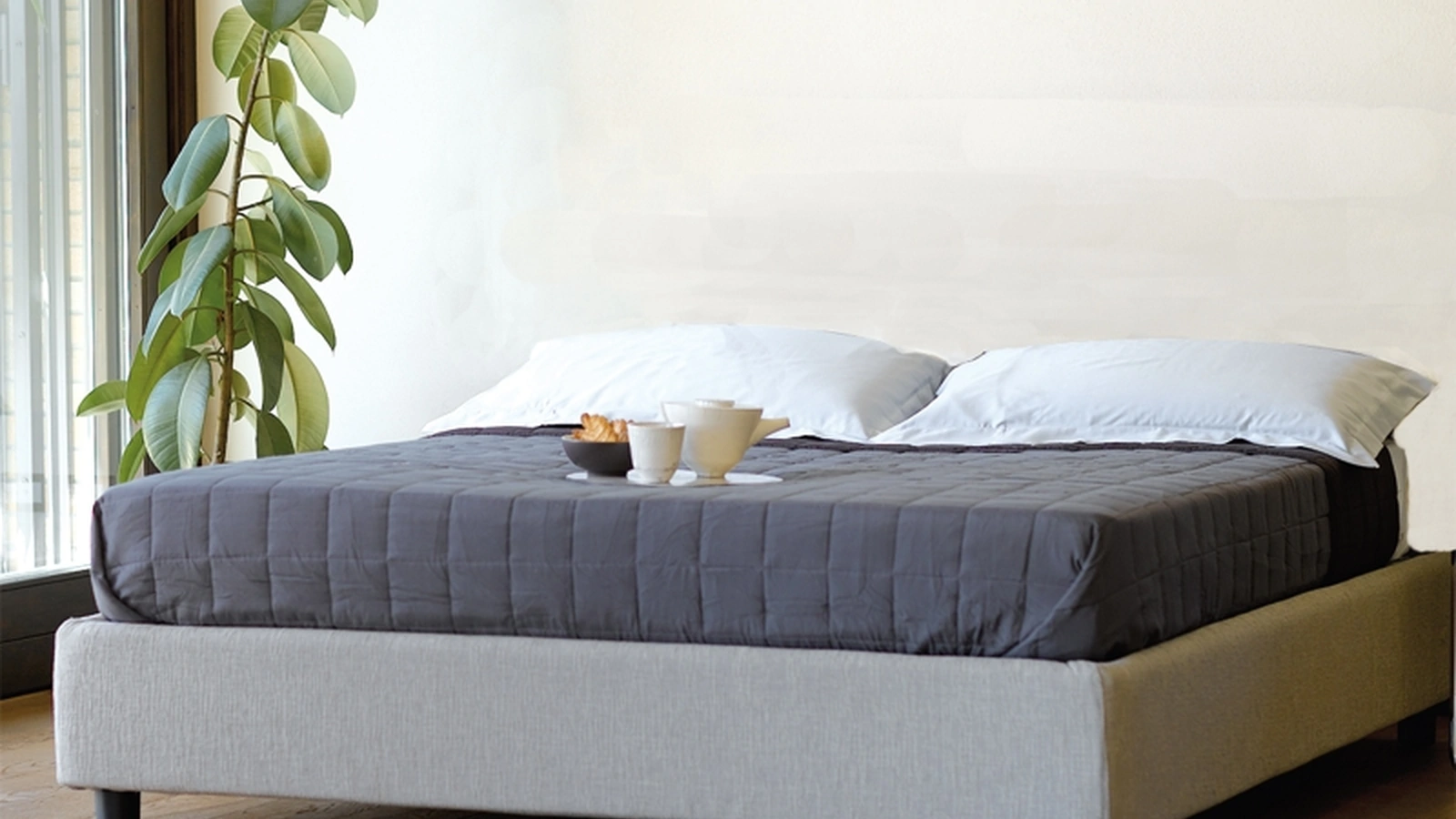 Letto matrimoniale in tessuto Sommier di Hoppla