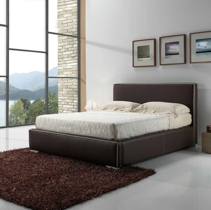 Letto in pelle con testiera imbottito Malia di Tancredi salotti