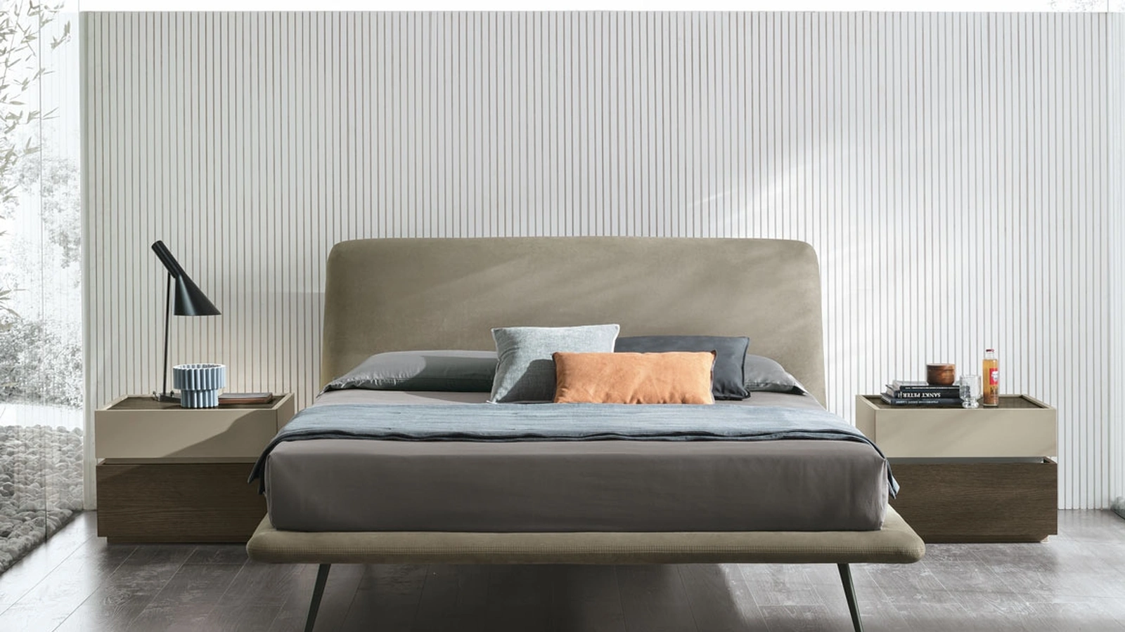 Letto matrimoniale con testiera Luna di Tomasella