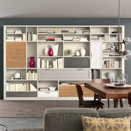 Libreria a muro in laccato opaco e legno Melograno composizione 89 di Le Fablier