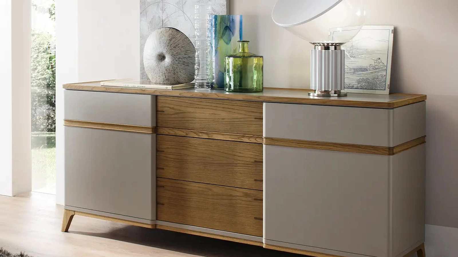 Madia Dyhana in finitura bicolore laccato più essenza di Le Fablier