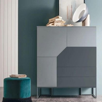 Madia Verticale Remix X01 in laccato opaco carta da zucchero e bromo di Tomasella