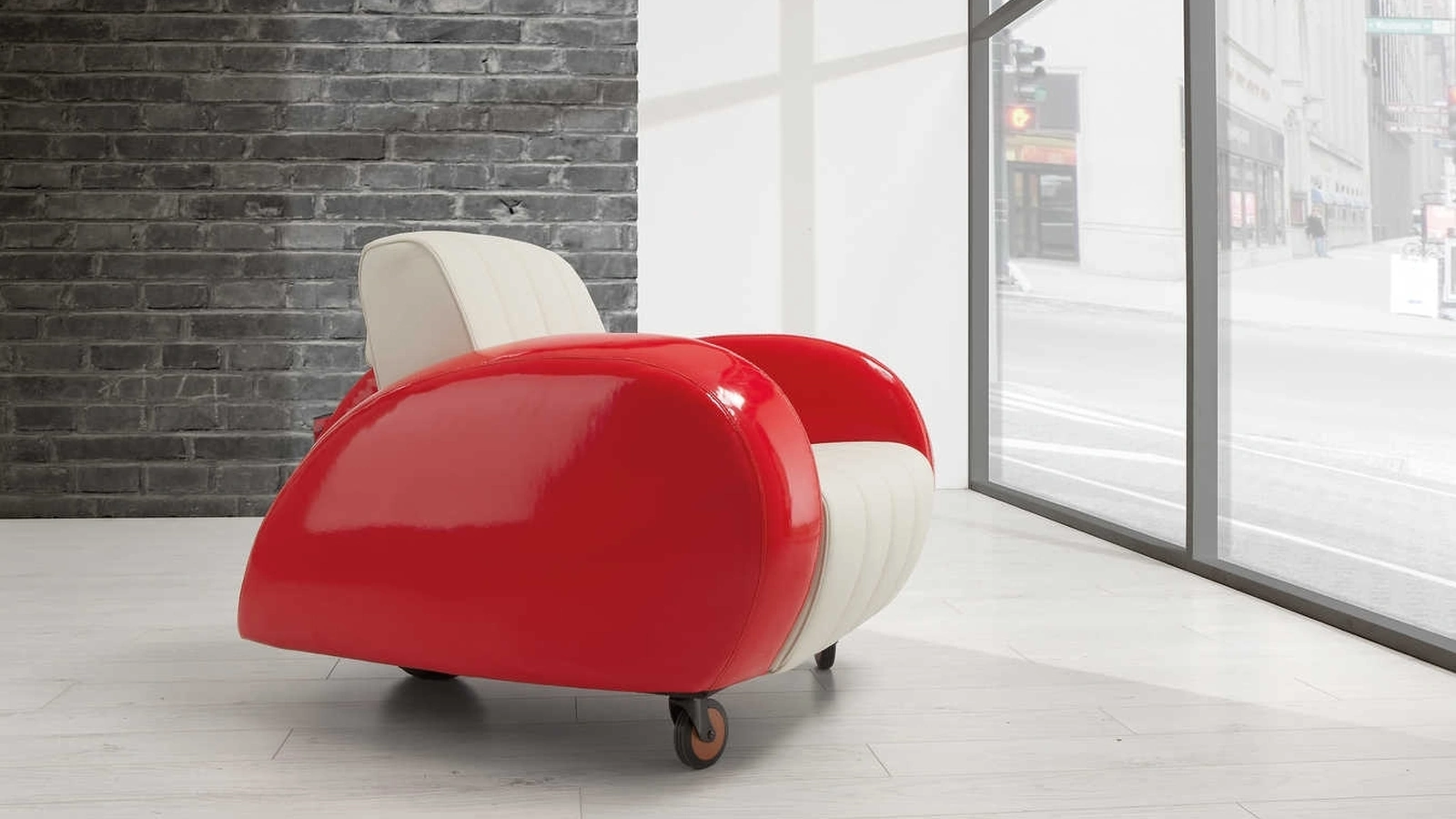 Poltrona di design in pelle con ruote Dolci Ricordi di Tancredi salotti