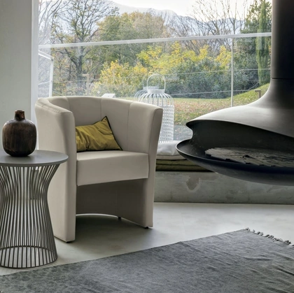 Poltroncina rivestita in ecopelle Linda di Tomasella