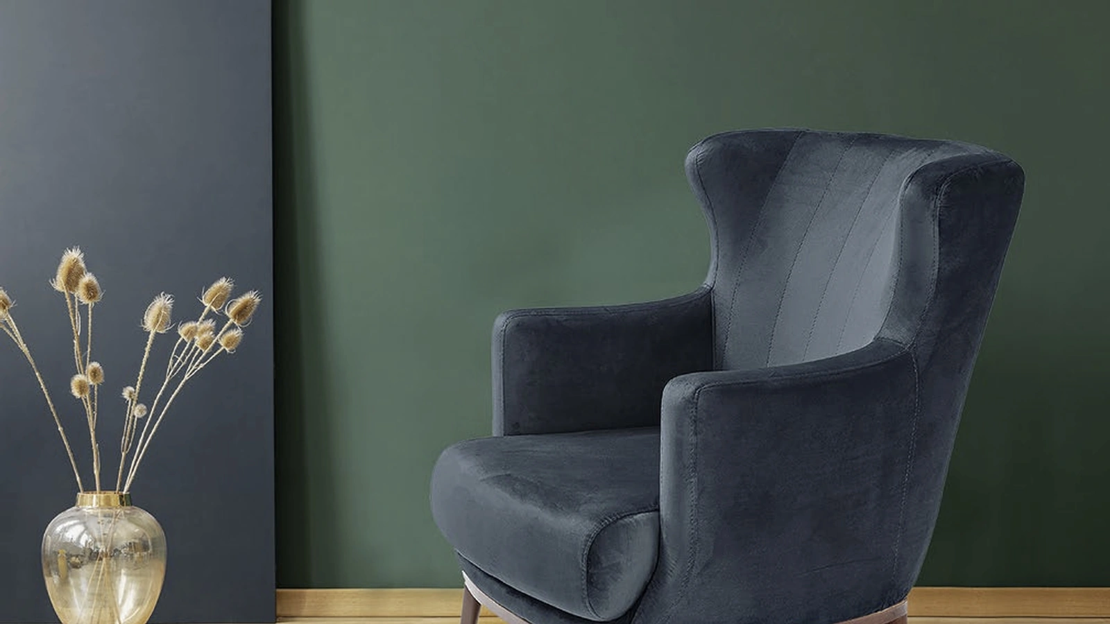 Poltrona classica Urban Style SD217 in tessuto con basamento in Noce massello di Imba Srl