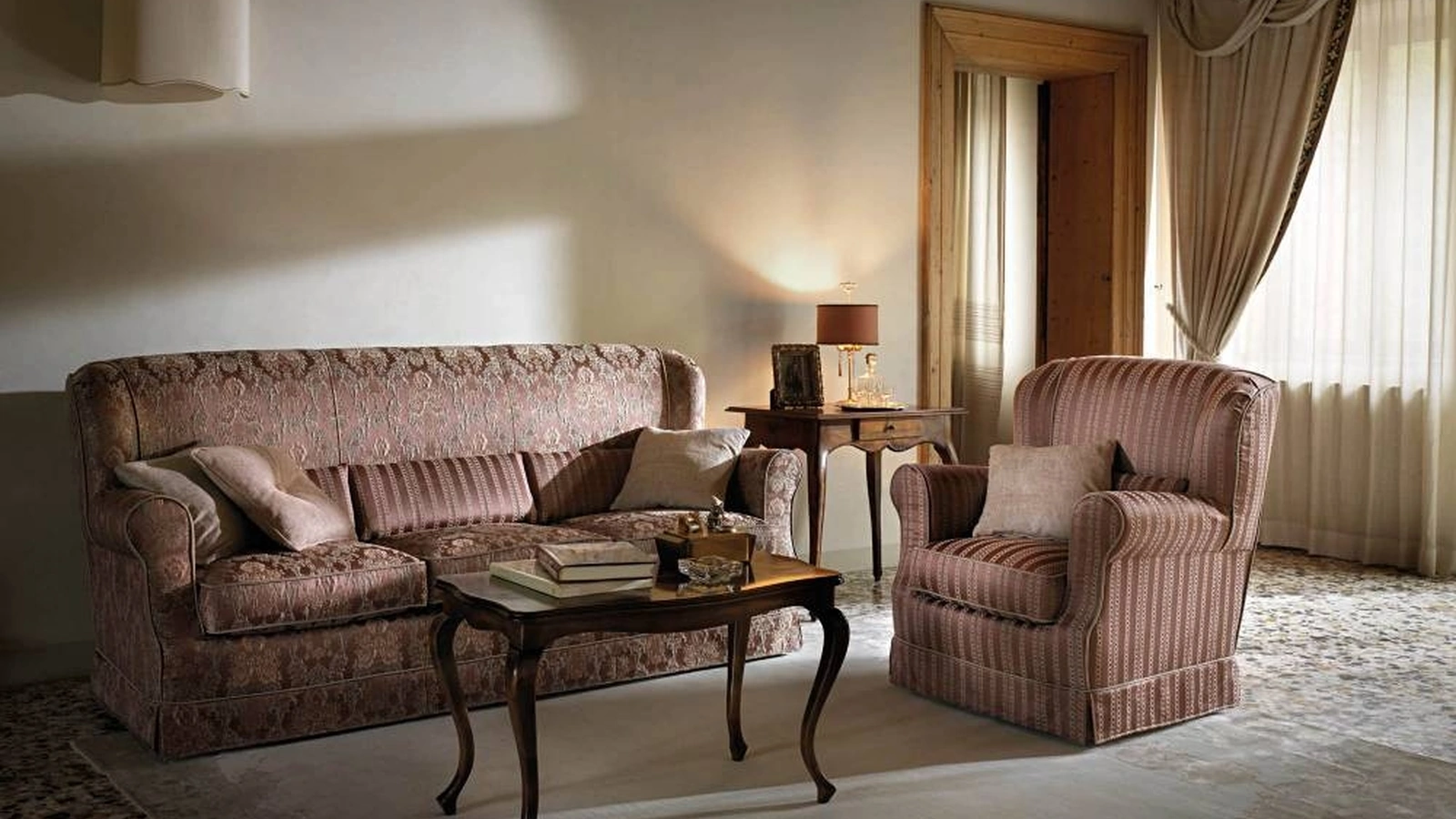 Salotto classico lineare Grace di Samoa