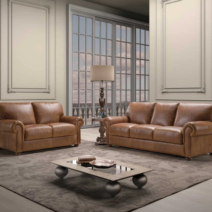 Divano lineare in pelle Perugia di Tancredi salotti