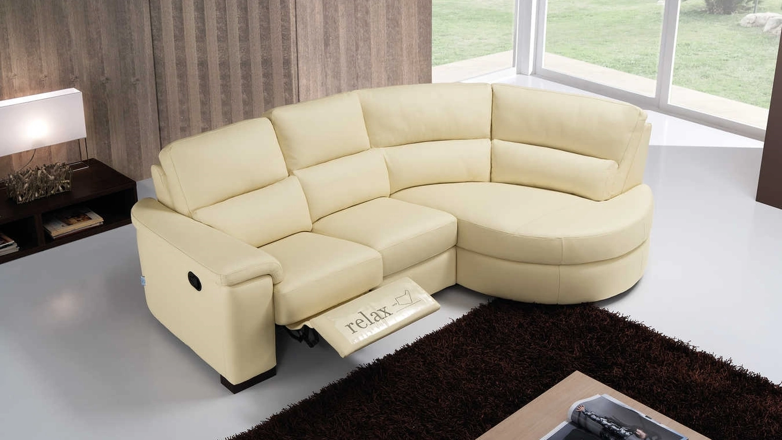 Divano in pelle con pediera estraibile Accanto di Tancredi salotti