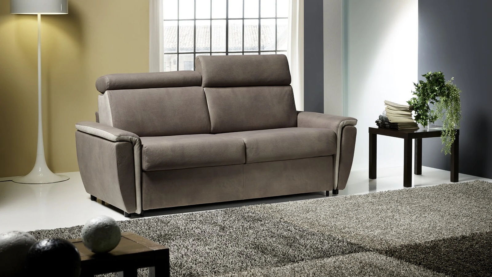 Divano lineare in ecopelle con poggiatesta reclinabili Urban Style SD188 di Imba Srl