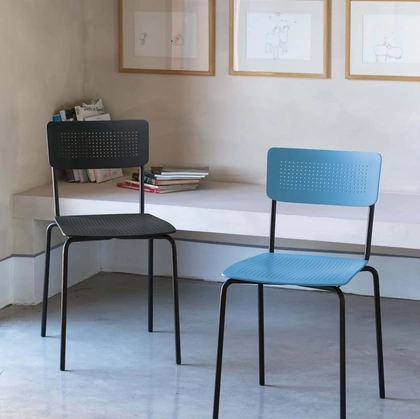 Sedia impilabile College Ingenia