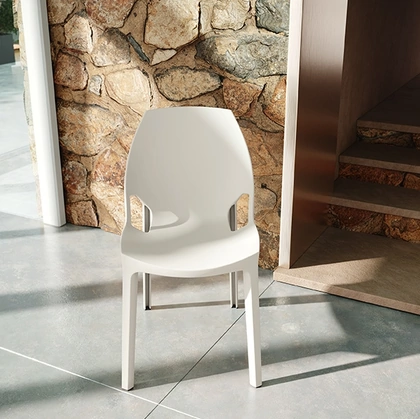 Sedia Spirit in polipropilene di Ingenia