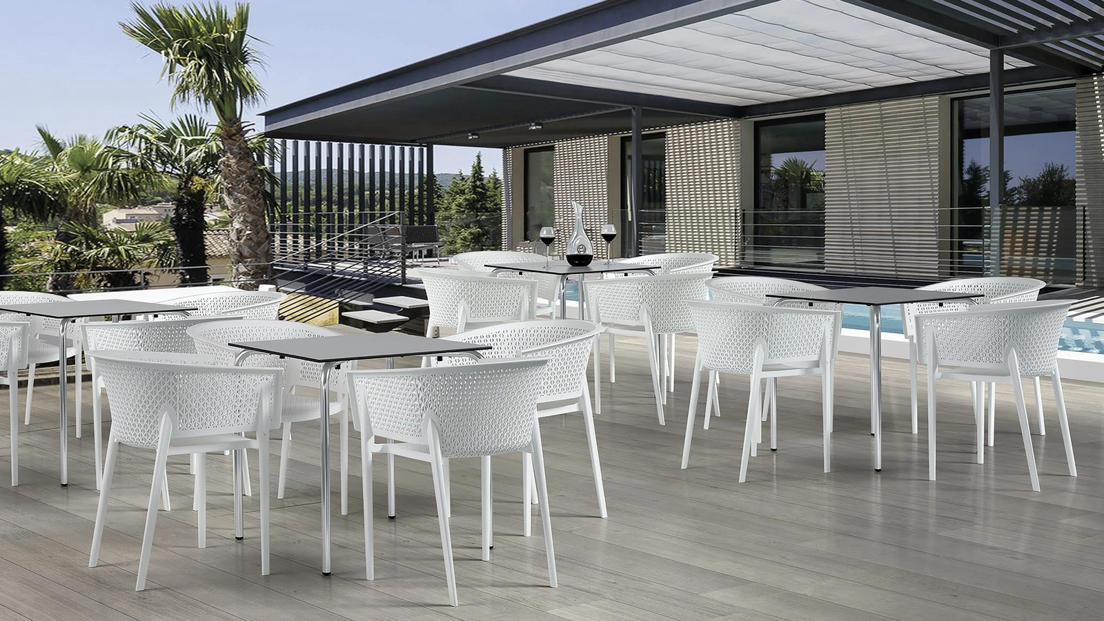 Sedia impilabile Urban Style SD71 in polipropilene di Imba Srl