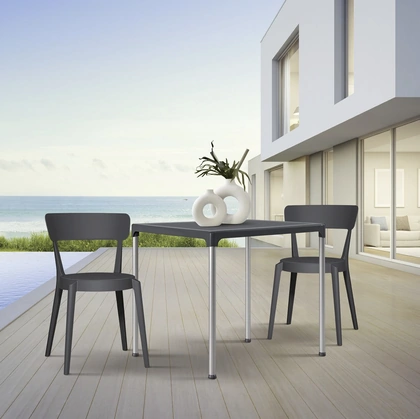 Sedia impilabile Urban Style SD80 in polipropilene di Imba Srl