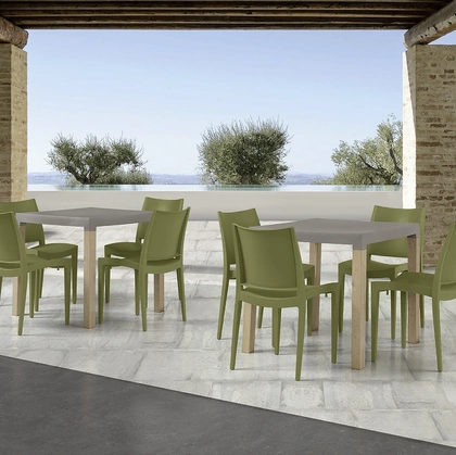 Sedia impilabile Urban Style SD82 in polipropilene di Imba Srl