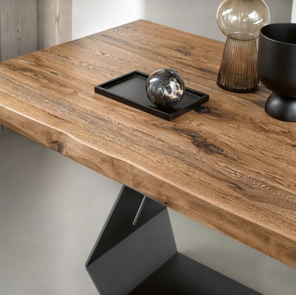 Tavolo Bangkok in rovere di Le Fablier