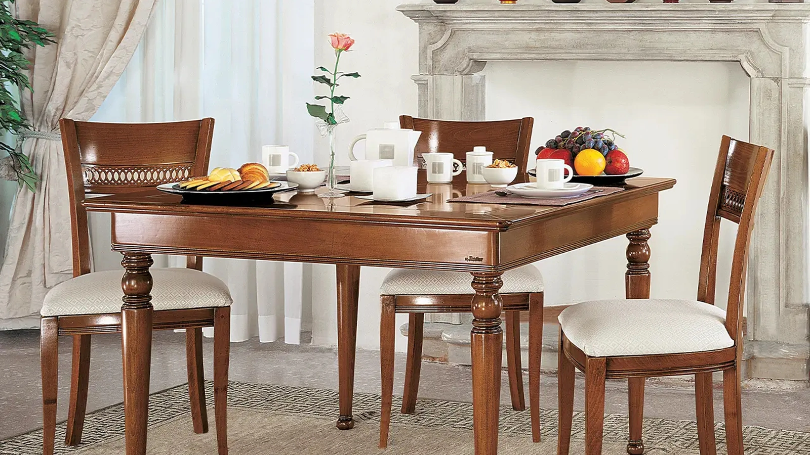 Tavolo allungabile quadrato classico in legno Corniola di Le Fablier