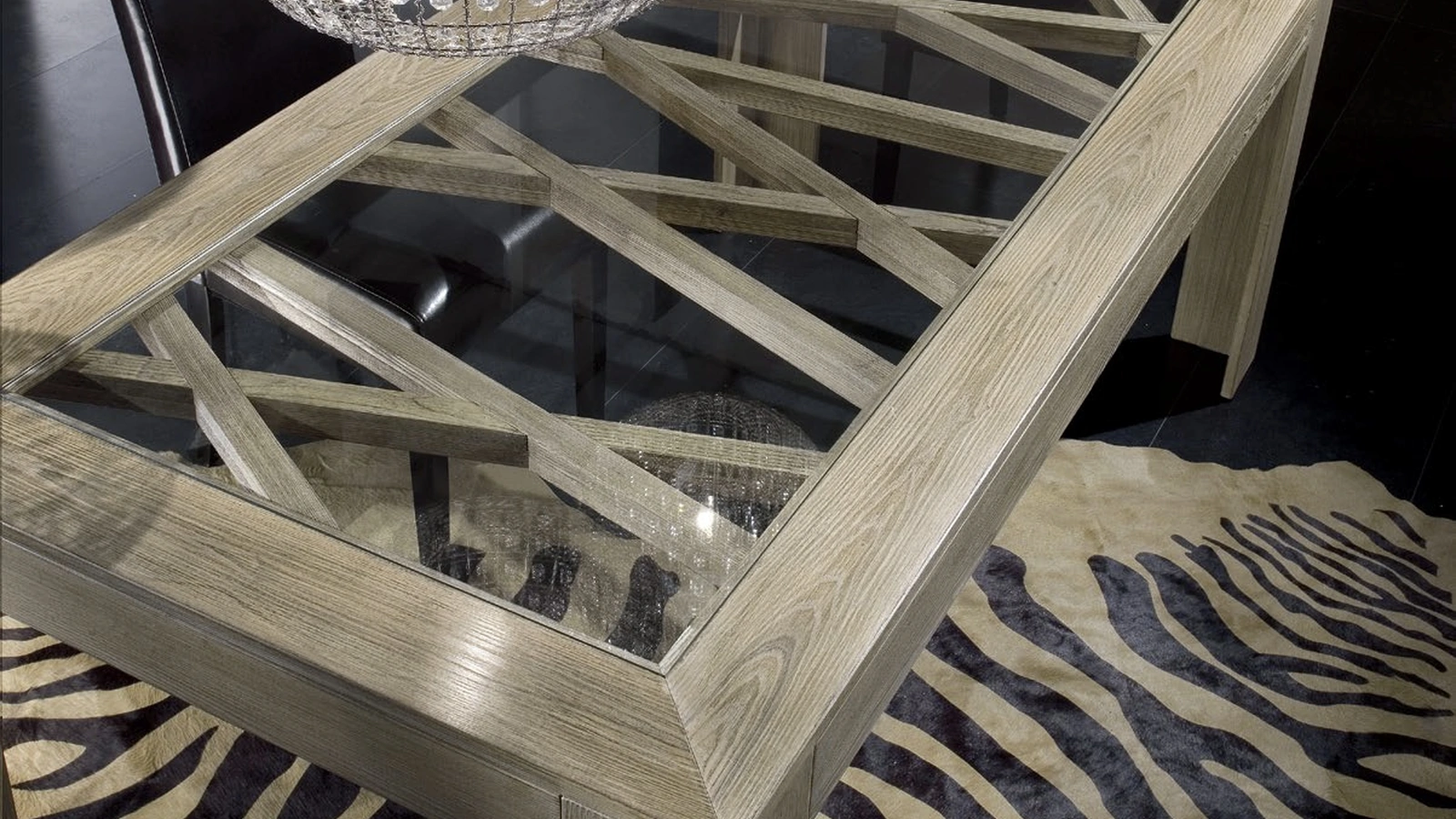 Tavolo rettangolare Icon 2|0 IM4312 in legno con top in cristallo di Imba Srl