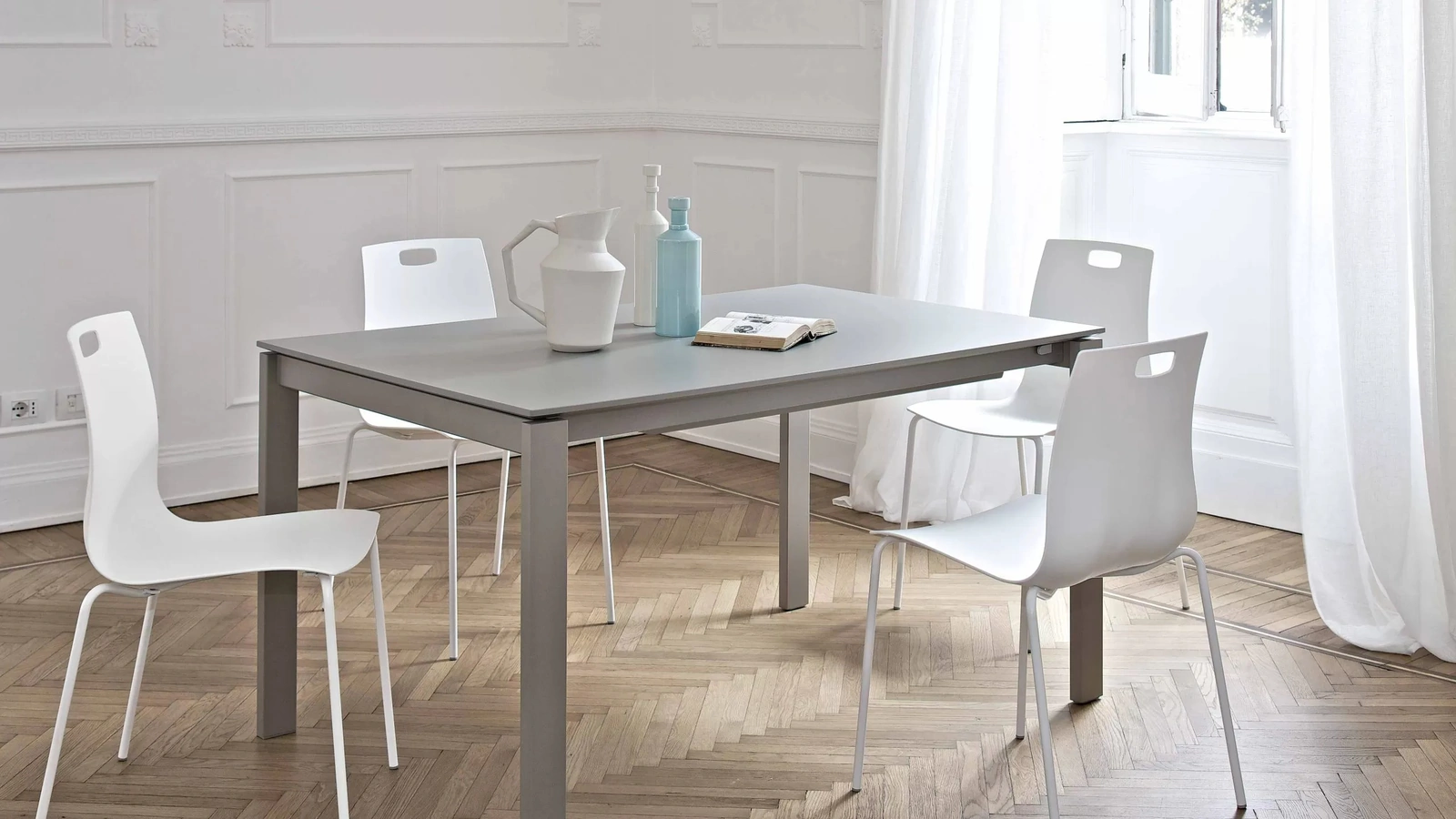 Tavolo allungabile in melaminico Reid di Ingenia