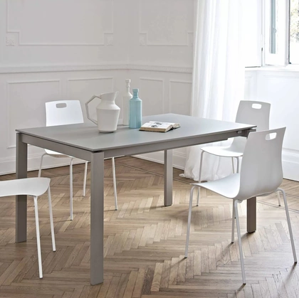 Tavolo allungabile in melaminico Reid di Ingenia