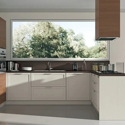 Cucina Moderna con penisola bicolore in laccato bianco opaco e legno naturale Melograno composizione 05 di Le Fablier