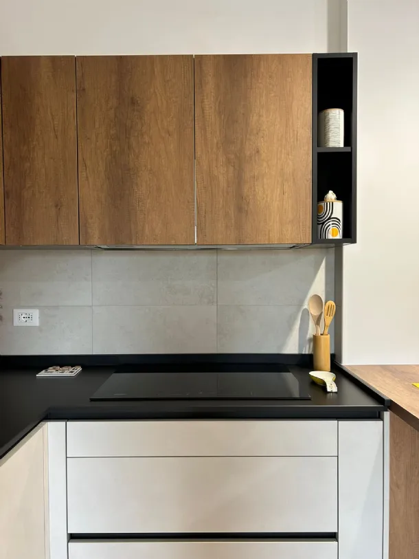   Cucina Stosa Infinity materico calce rovere nodato