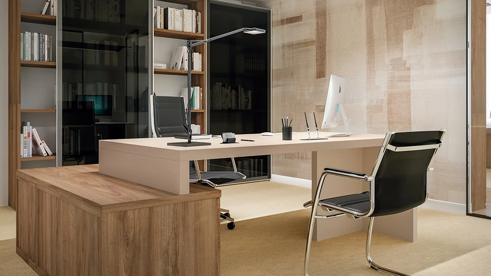 Scrivania Direzionale OF61 in laccato opaco e Noce nobilitato di Giessegi
